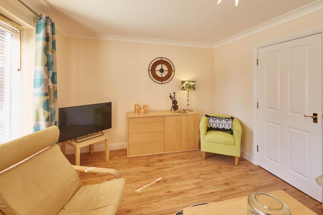 Host & Stay - The Scuttlebutt Townhouse Whitby Dış mekan fotoğraf