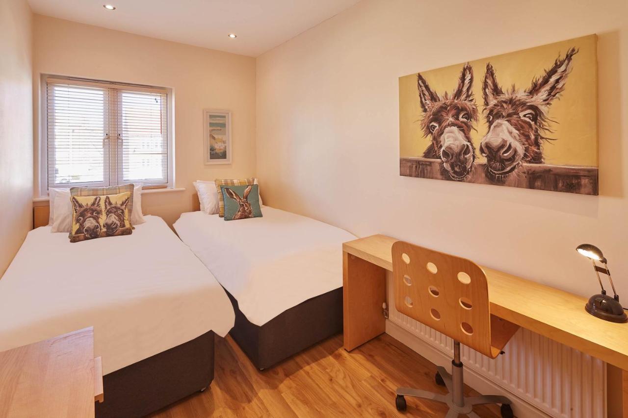 Host & Stay - The Scuttlebutt Townhouse Whitby Dış mekan fotoğraf